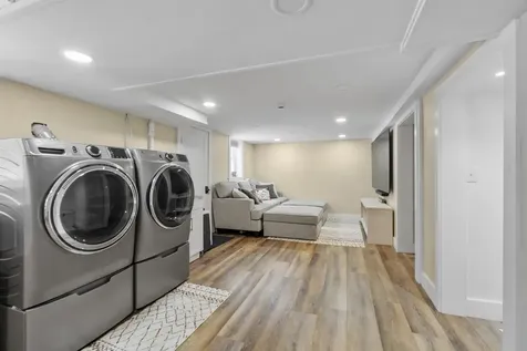 16 Dogtown Road Exeter NH 03833