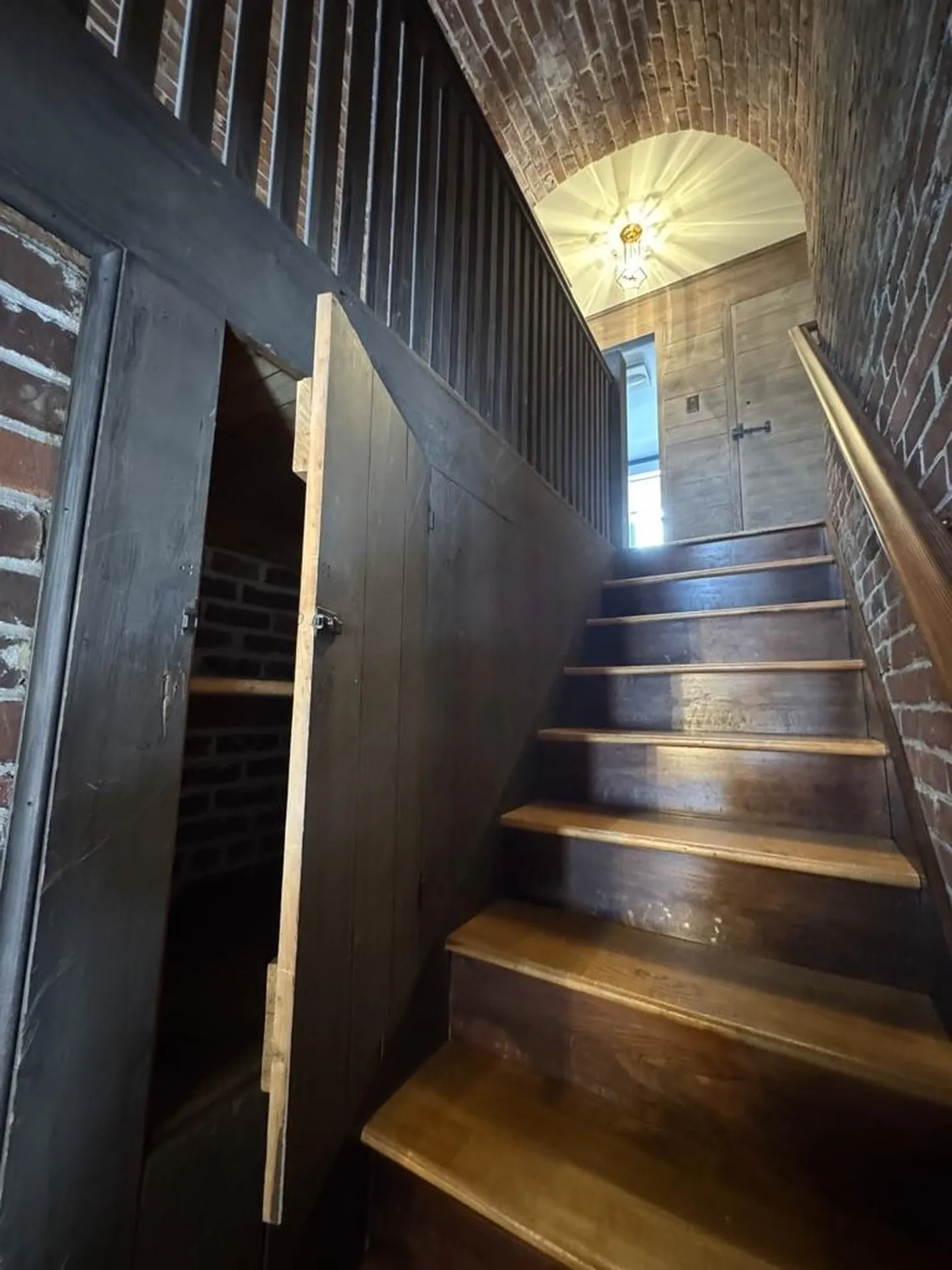 1196 Route 117 Sugar Hill NH 03586