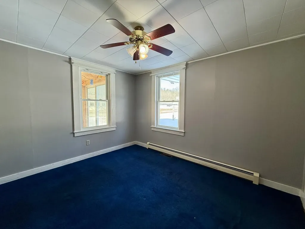 2 Hutchinson Street Franklin NH 03235