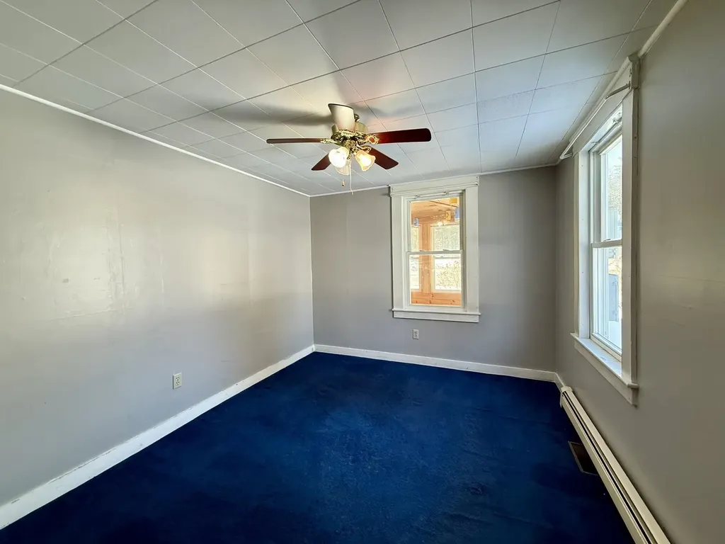 2 Hutchinson Street Franklin NH 03235