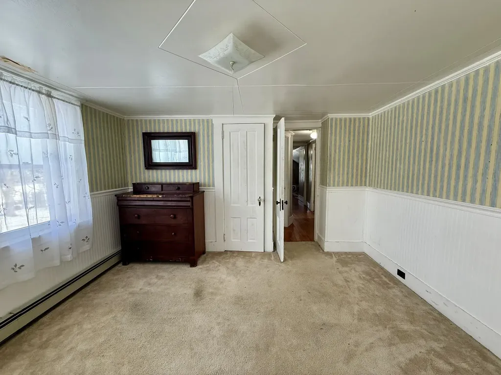 2 Hutchinson Street Franklin NH 03235