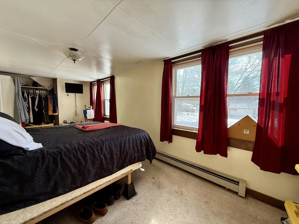 2 Hutchinson Street Franklin NH 03235