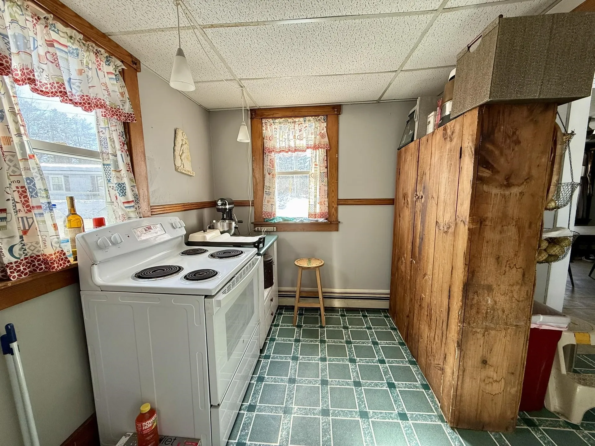 2 Hutchinson Street Franklin NH 03235