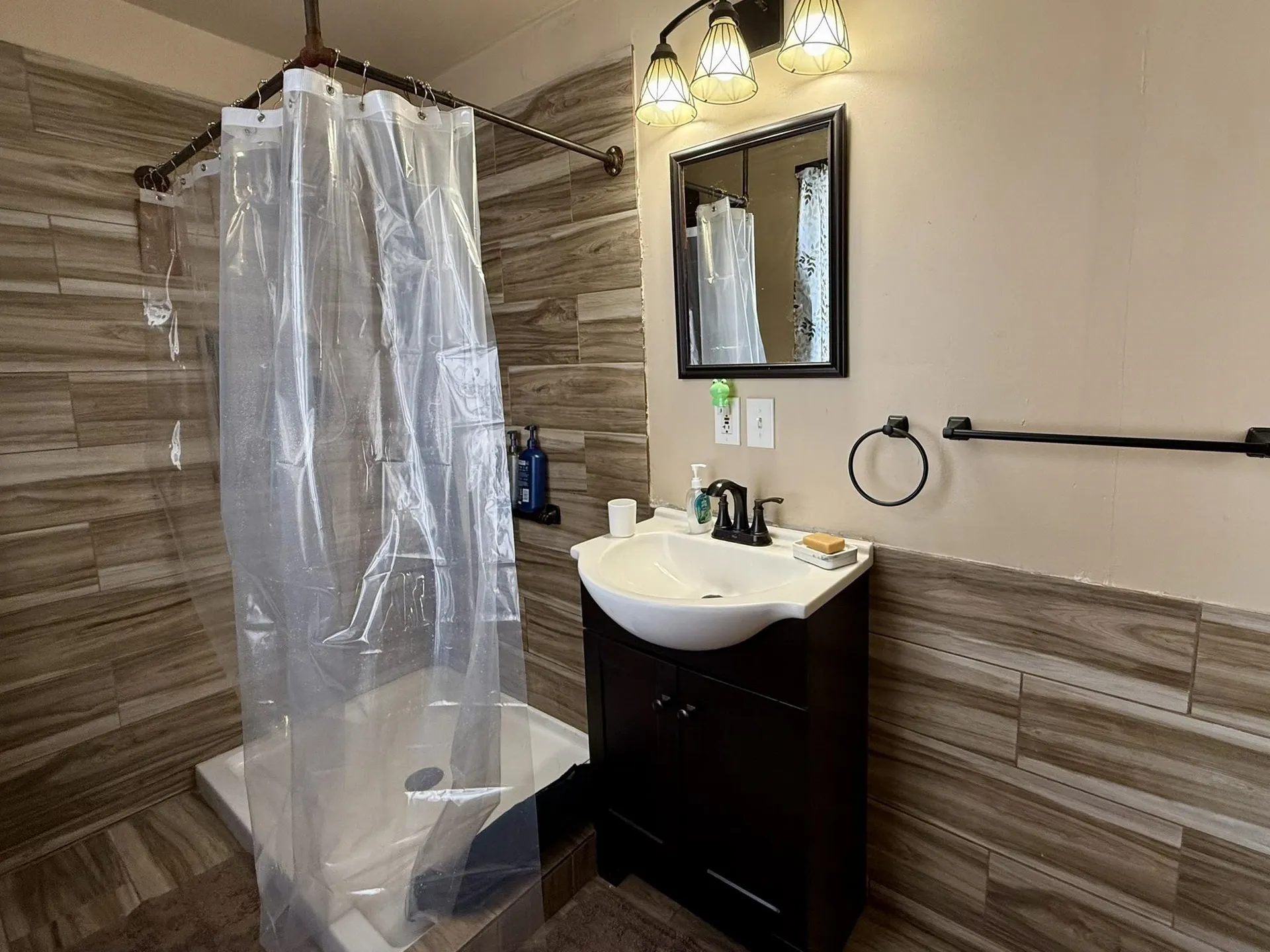 2 Hutchinson Street Franklin NH 03235