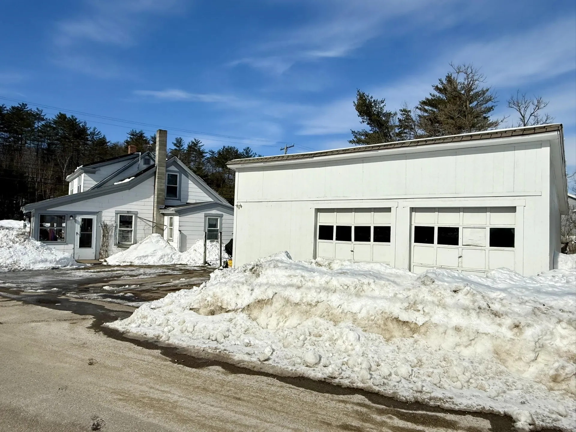 2 Hutchinson Street Franklin NH 03235