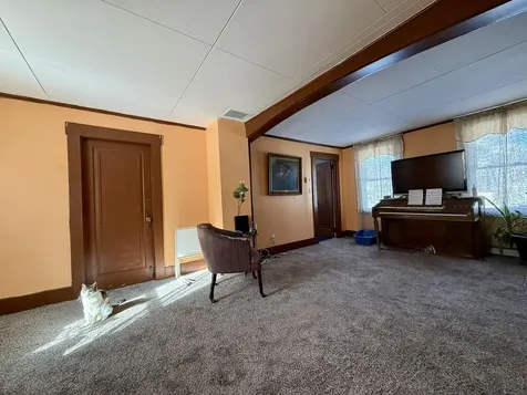 2 Hutchinson Street Franklin NH 03235