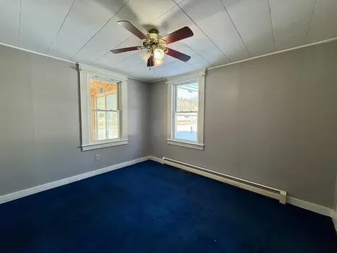 2 Hutchinson Street Franklin NH 03235