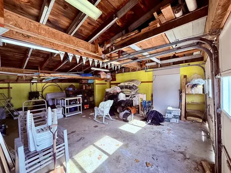 2 Hutchinson Street Franklin NH 03235