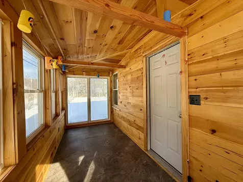 2 Hutchinson Street Franklin NH 03235