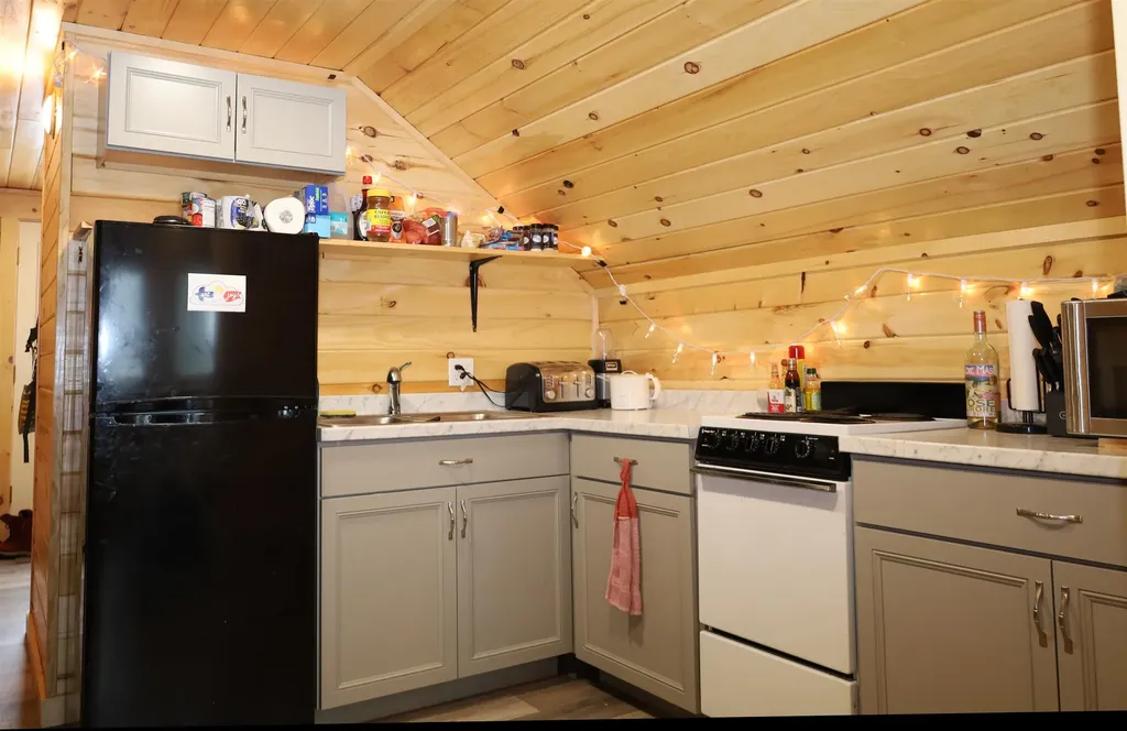 131 Buchler Road Lyndon VT 05851