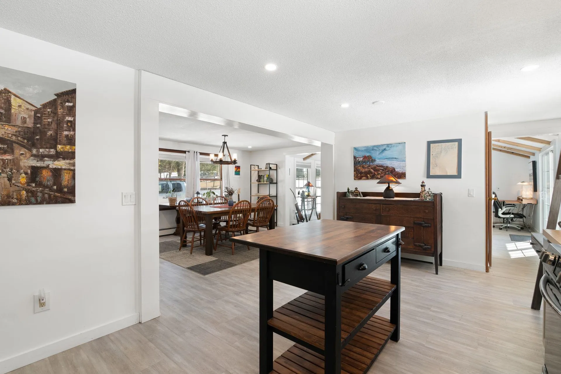 175 Sak Road Vernon VT 05354