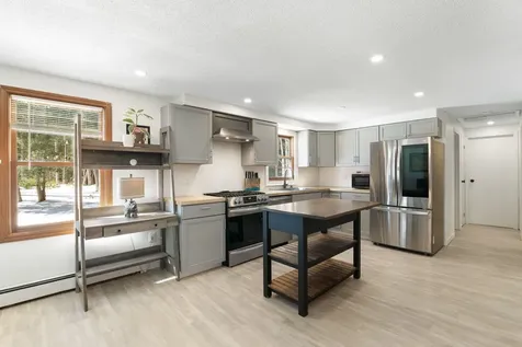 175 Sak Road Vernon VT 05354