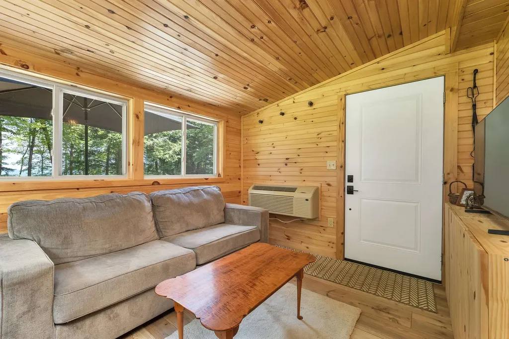 30 Knox Mountain Road Ossipee NH 03814