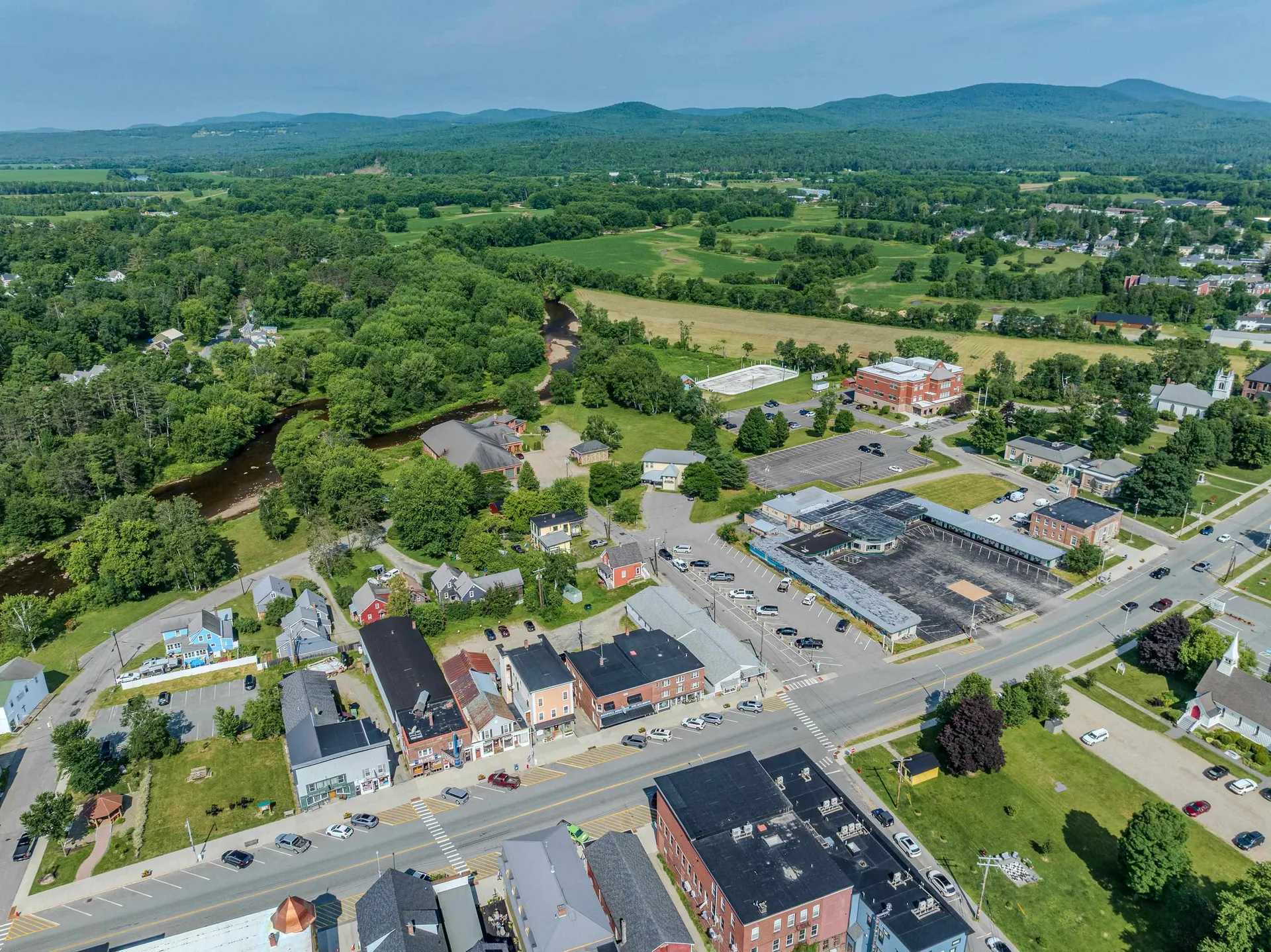 98 Main Street Lancaster NH 03584