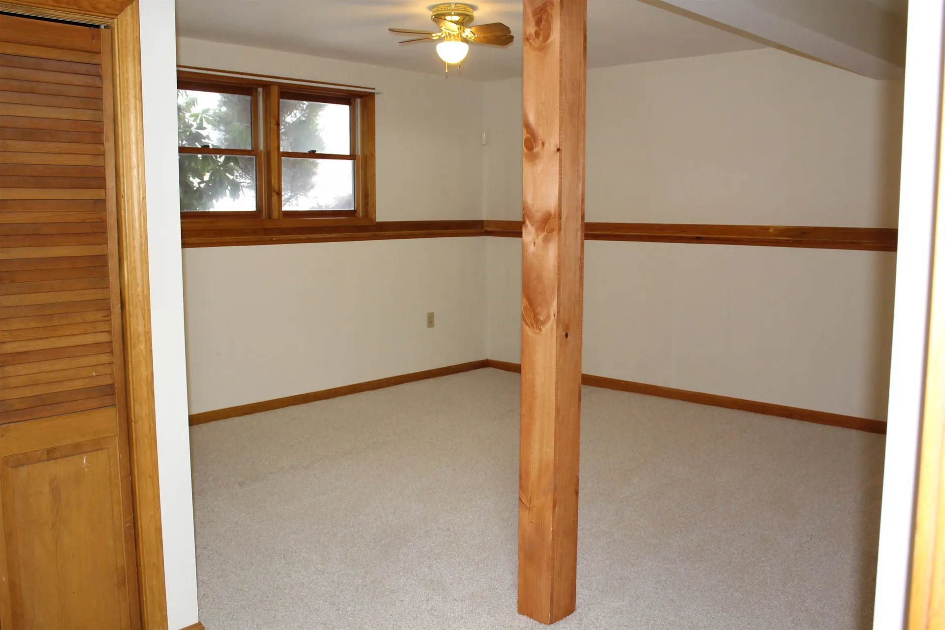 16 Towne Drive Derry NH 03038