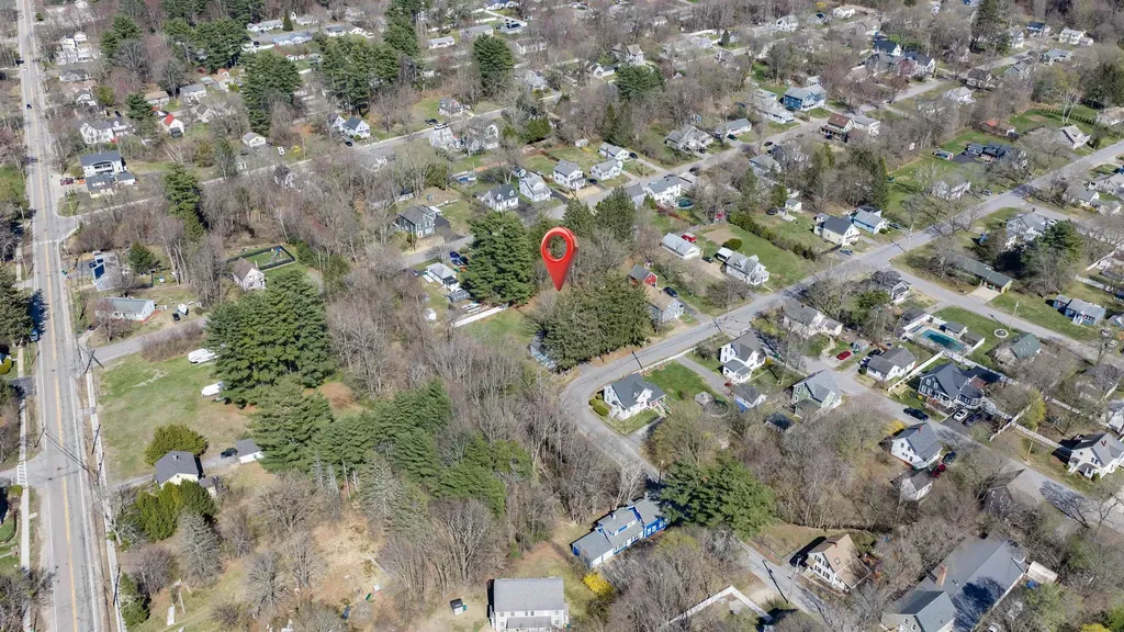6 Adams Avenue Rochester NH 03867