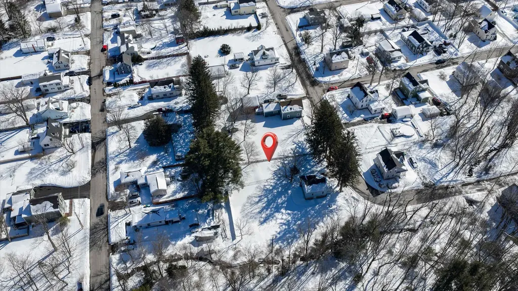 8 Adams Avenue Rochester NH 03867