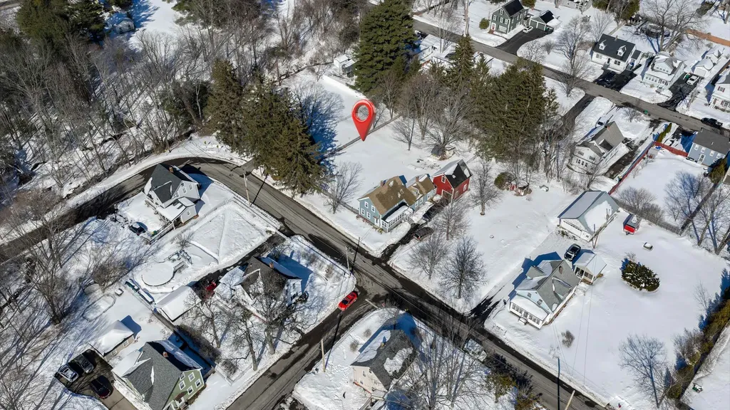 8 Adams Avenue Rochester NH 03867