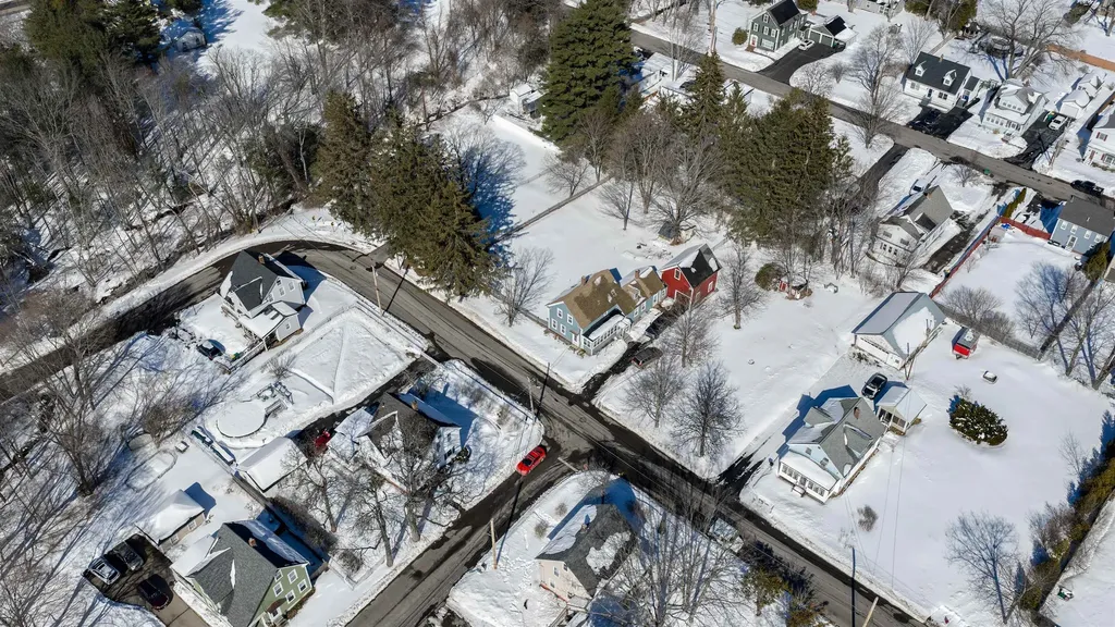 8 Adams Avenue Rochester NH 03867