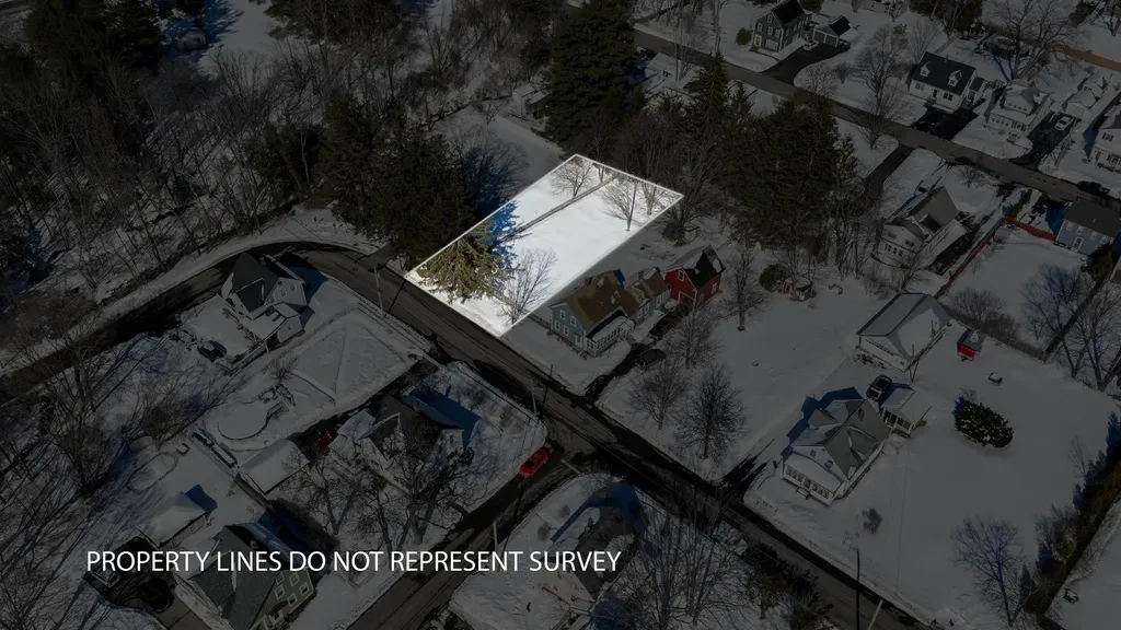 8 Adams Avenue Rochester NH 03867