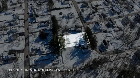 8 Adams Avenue Rochester NH 03867