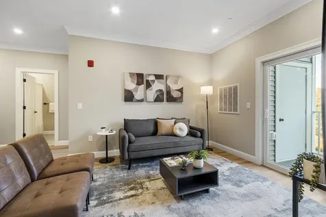 10100 S Willow Street Manchester NH 03103