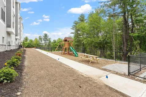 10100 S Willow Street Manchester NH 03103