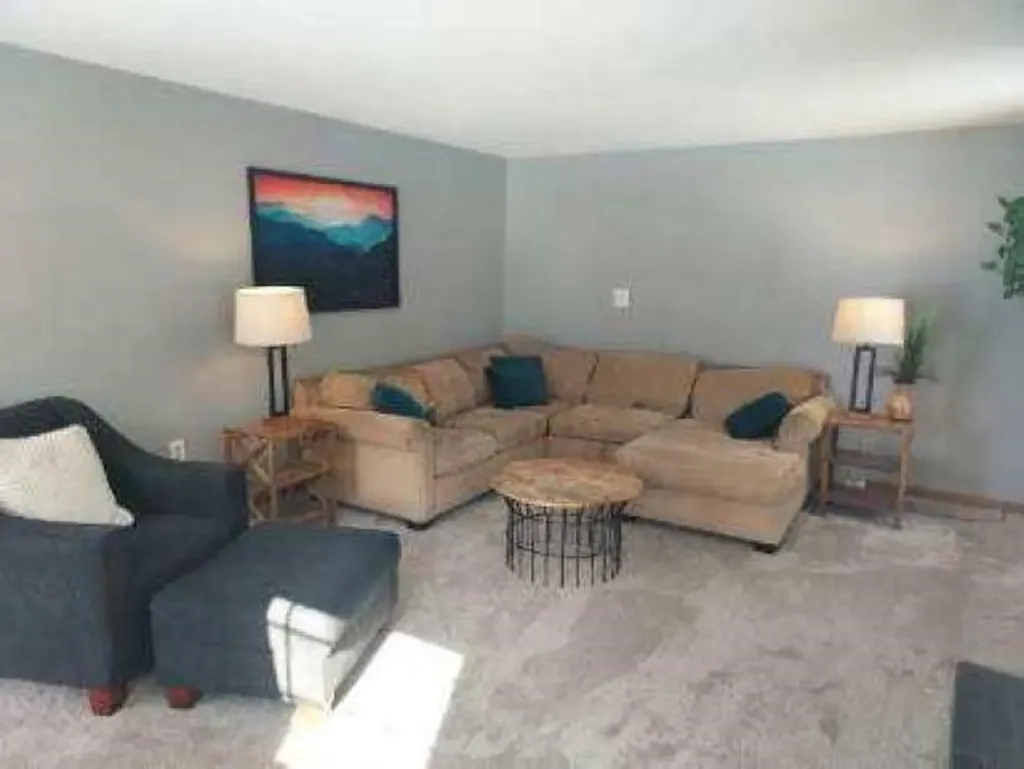 6 David Drive Pelham NH 03076