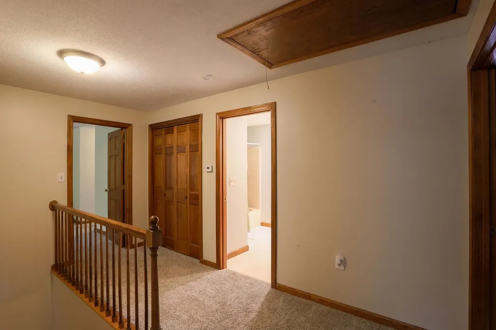 6 David Drive Pelham NH 03076