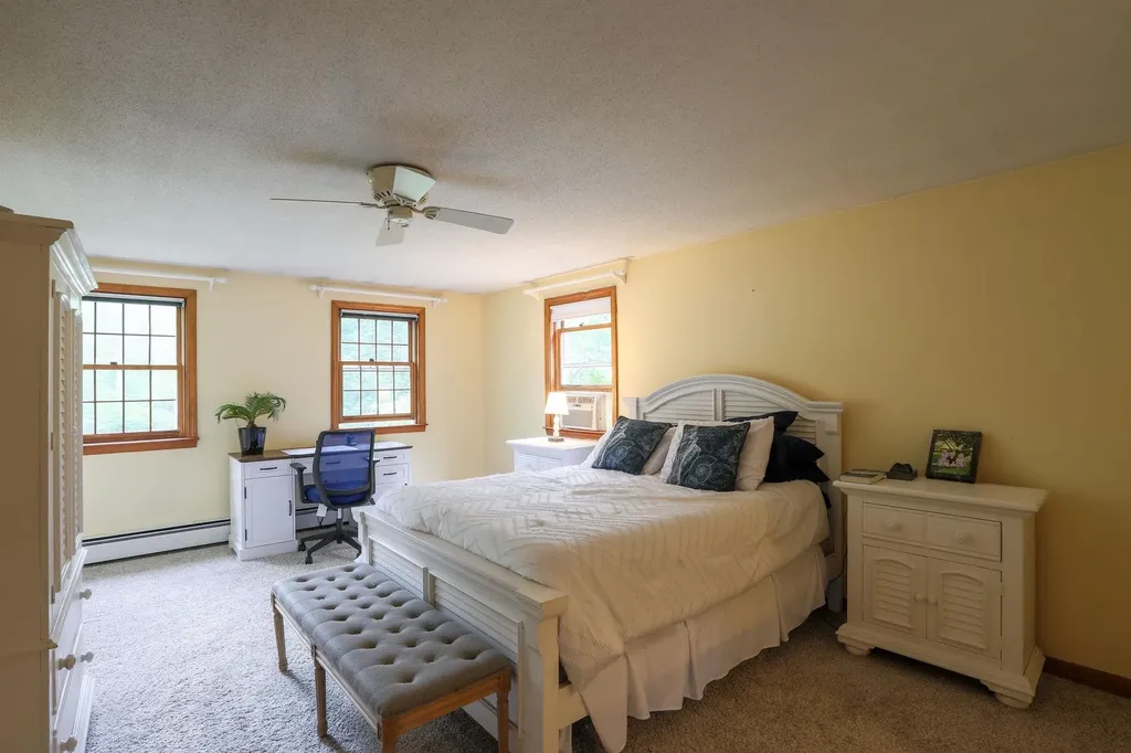 6 David Drive Pelham NH 03076