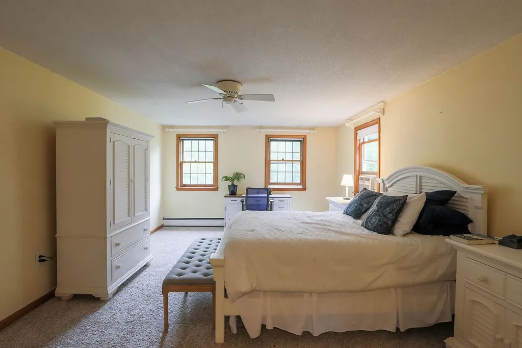 6 David Drive Pelham NH 03076