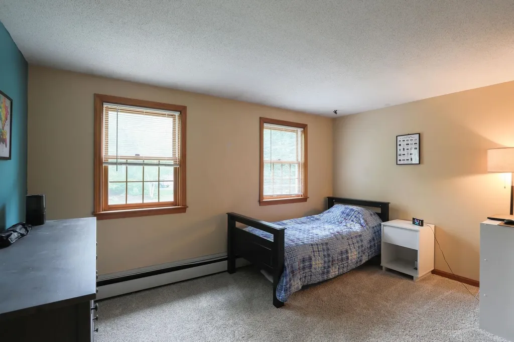 6 David Drive Pelham NH 03076