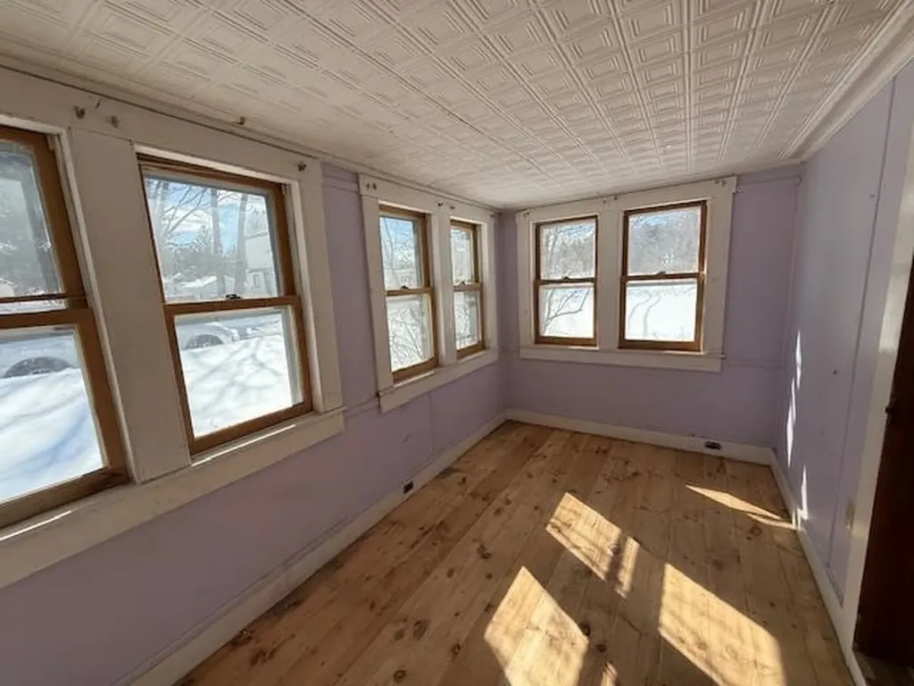 21 Academy Street Boscawen NH 03303