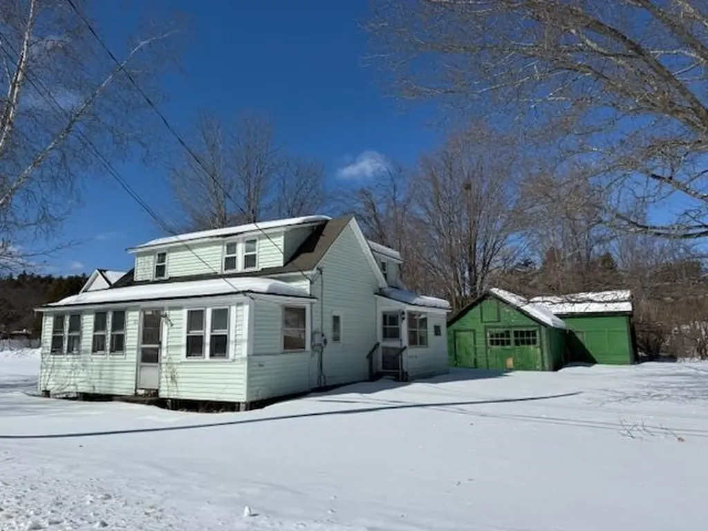 21 Academy Street Boscawen NH 03303