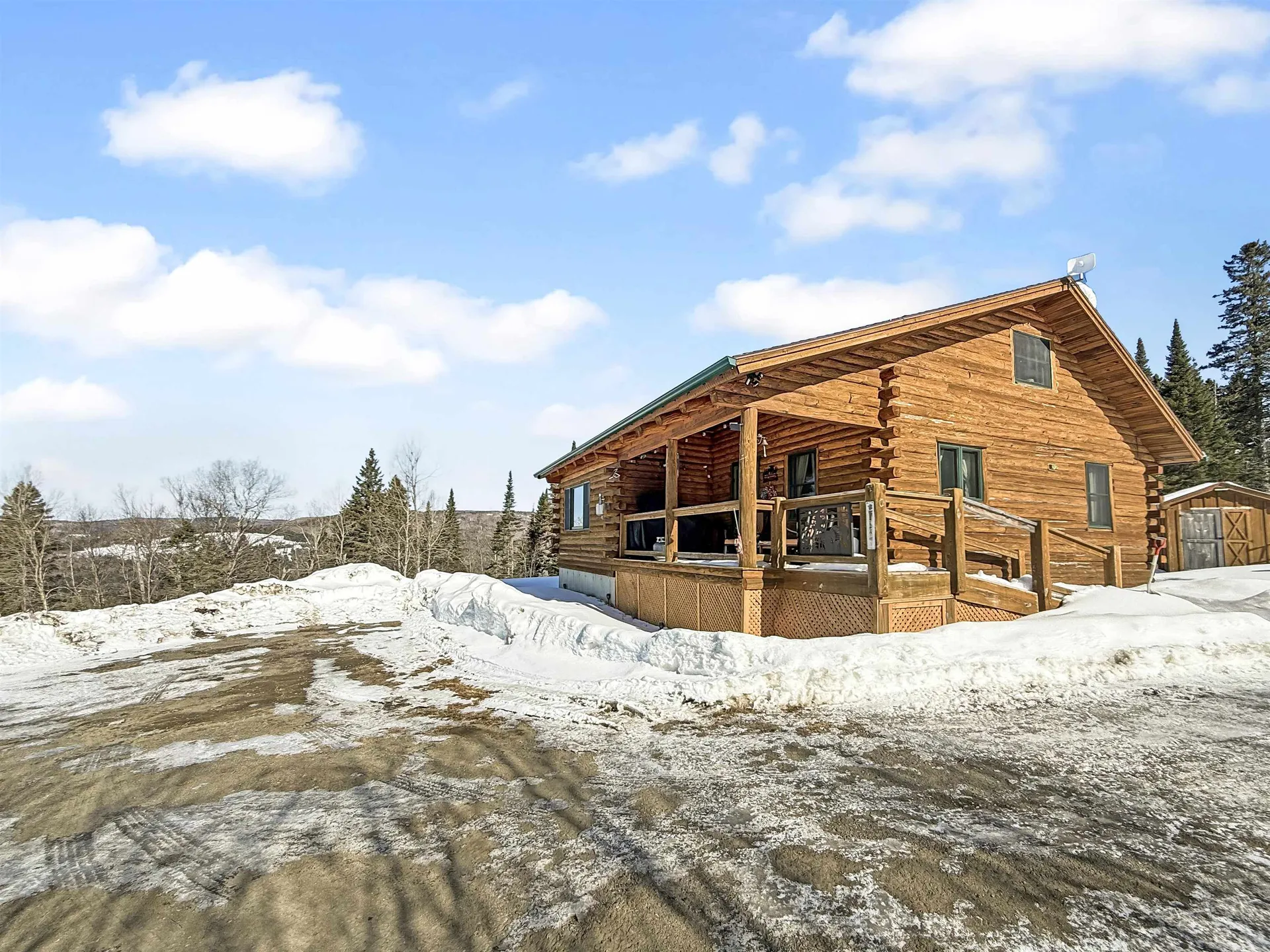 706 Diamond Pond Road Colebrook NH 03576