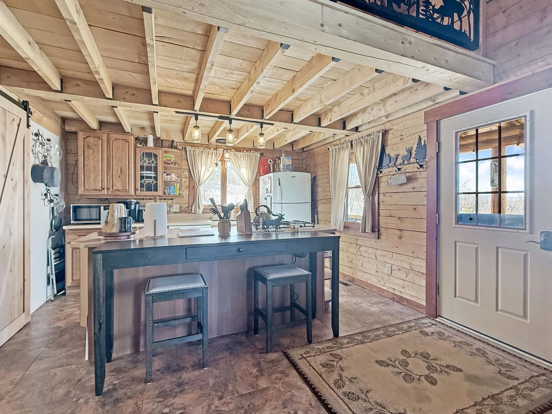 706 Diamond Pond Road Colebrook NH 03576