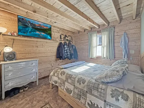 706 Diamond Pond Road Colebrook NH 03576