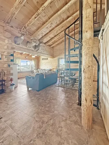 706 Diamond Pond Road Colebrook NH 03576