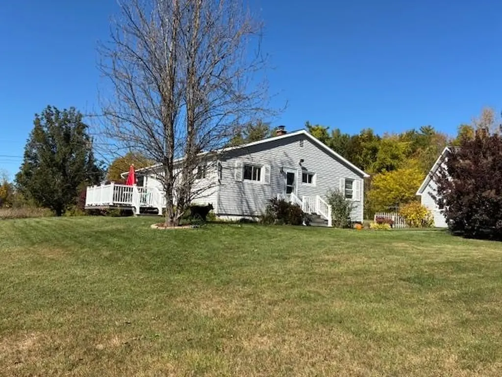 27 Broken Pines Drive Shaftsbury VT 05262