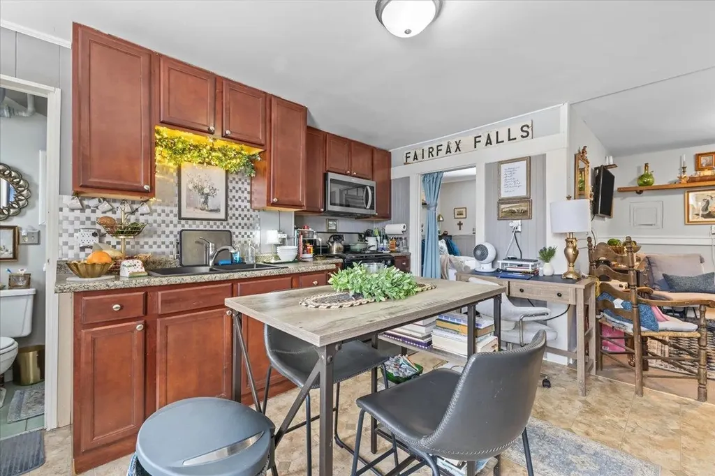 41-47 West Center Street Winooski VT 05404