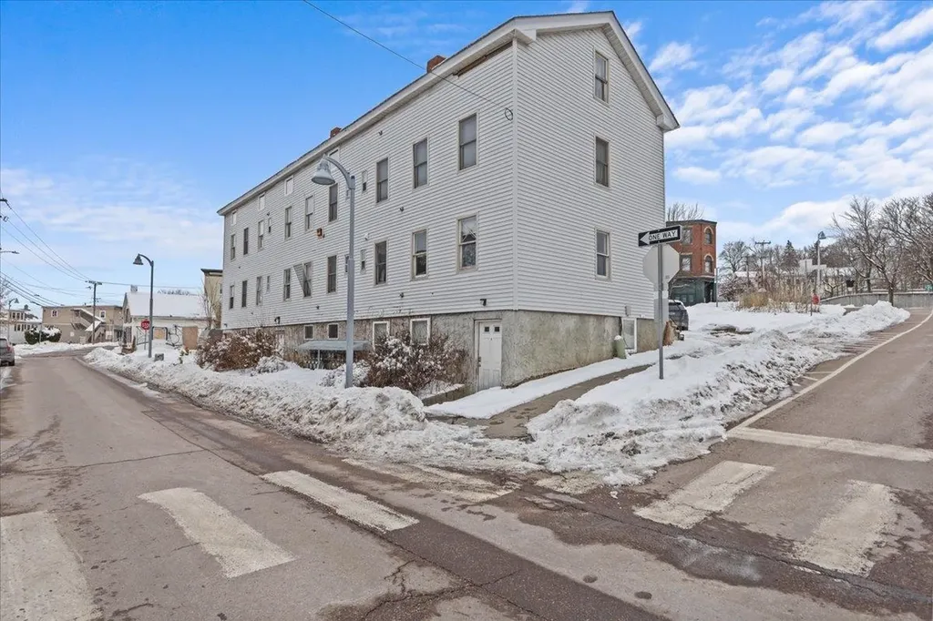 41-47 West Center Street Winooski VT 05404