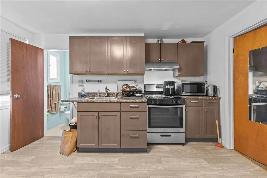 41-47 West Center Street Winooski VT 05404