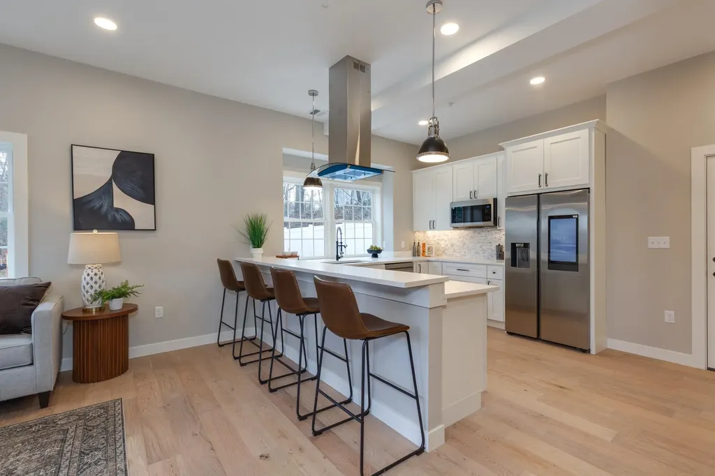 384 Main Street Salem NH 03079