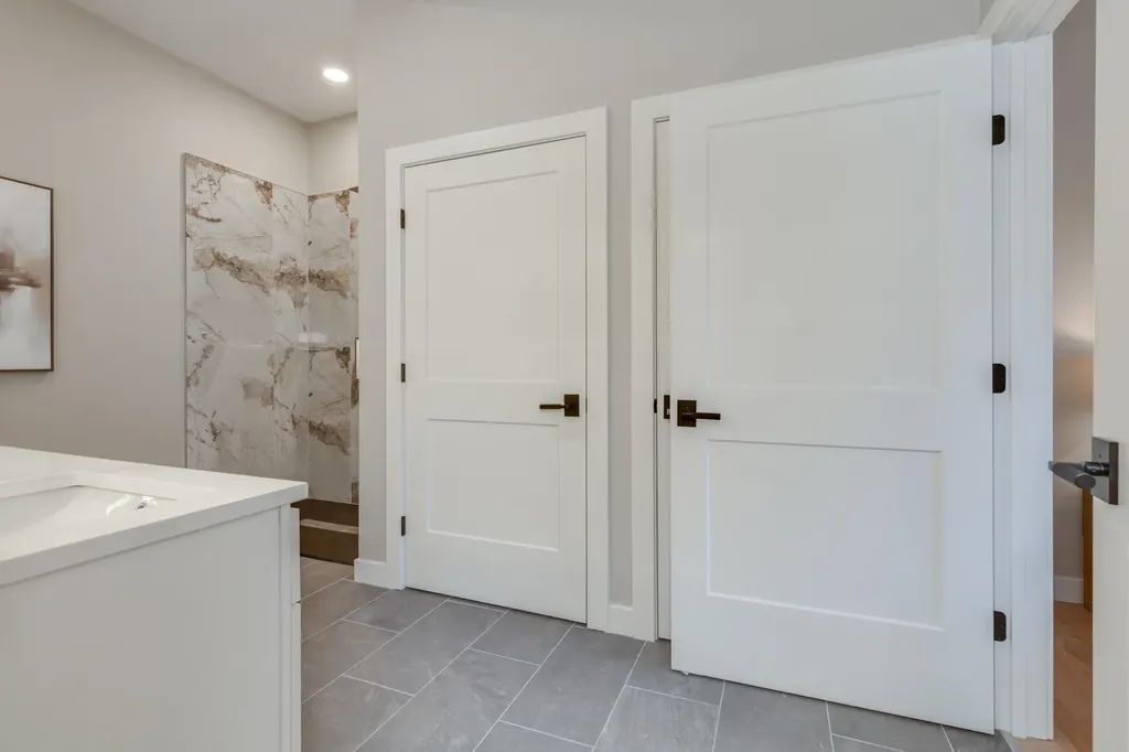 384 Main Street Salem NH 03079