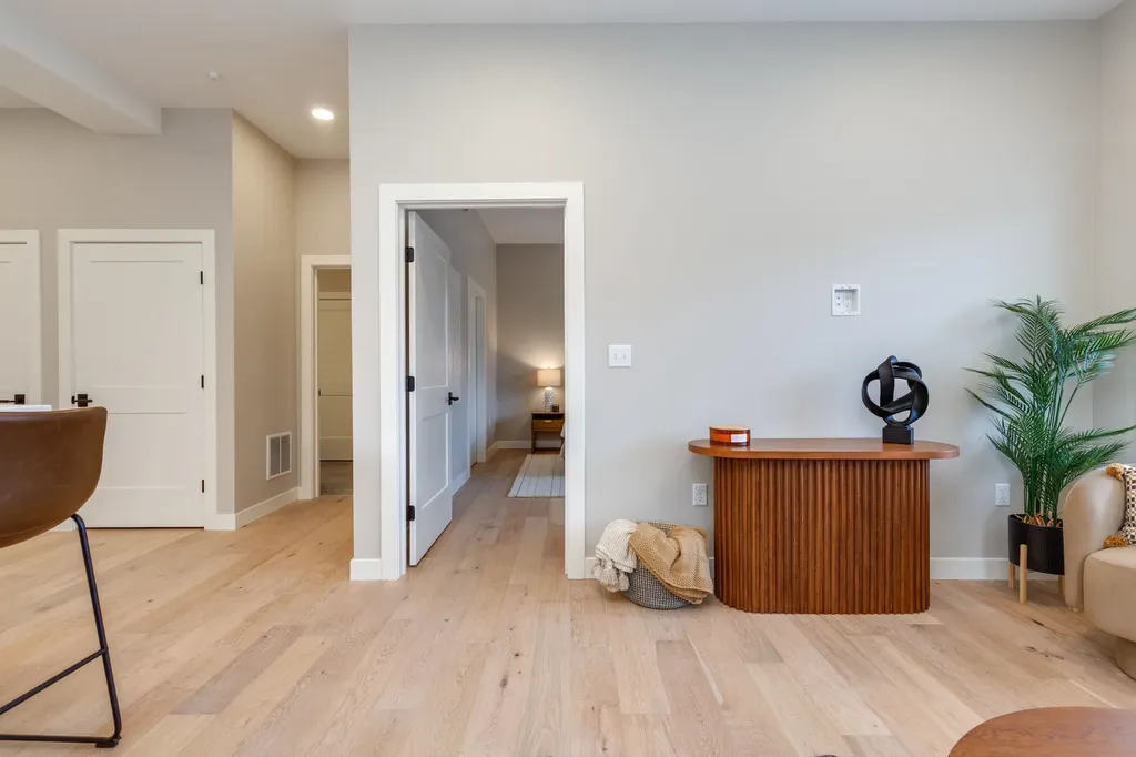 384 Main Street Salem NH 03079