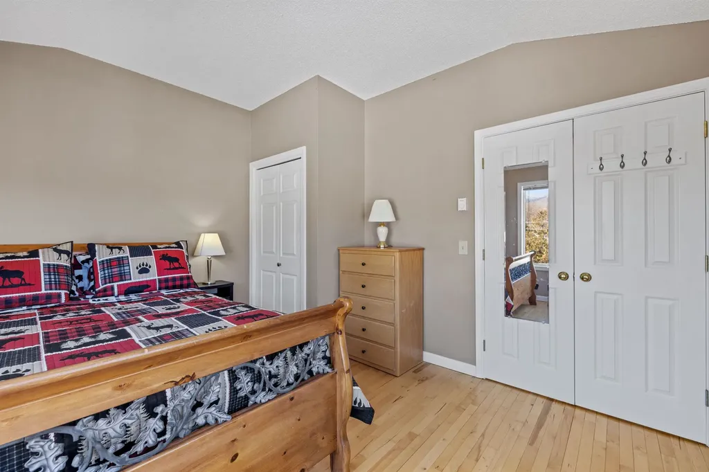 10 School Street Lincoln NH 03251