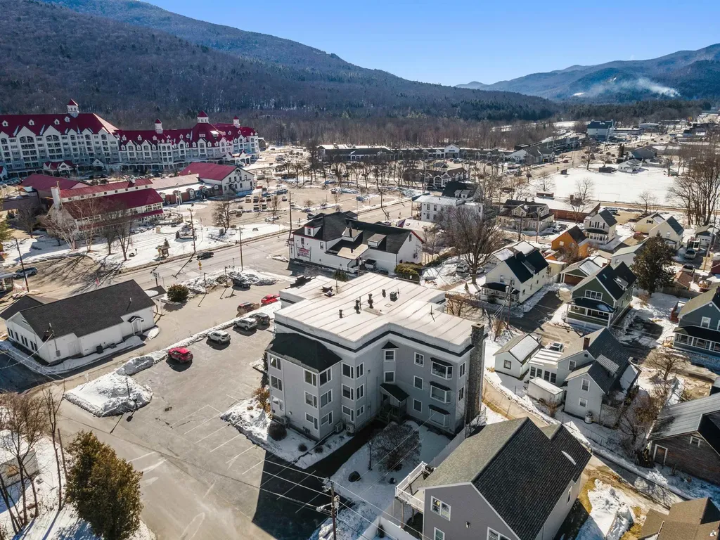 10 School Street Lincoln NH 03251