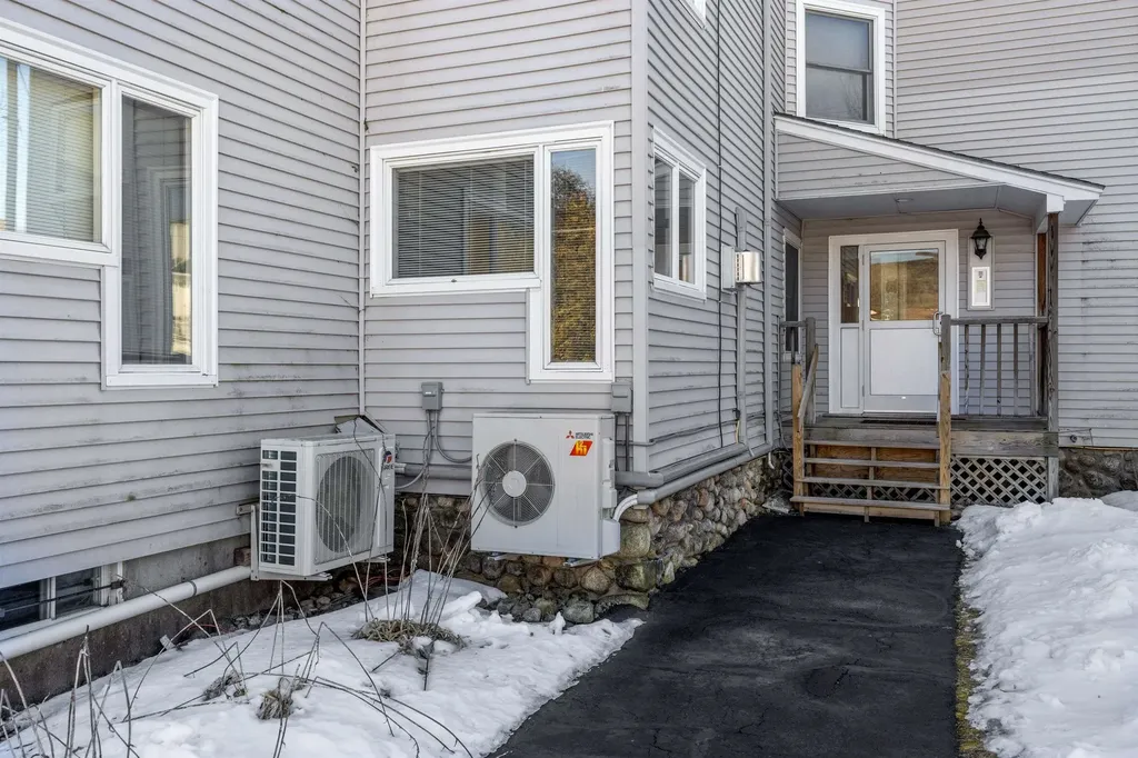 10 School Street Lincoln NH 03251