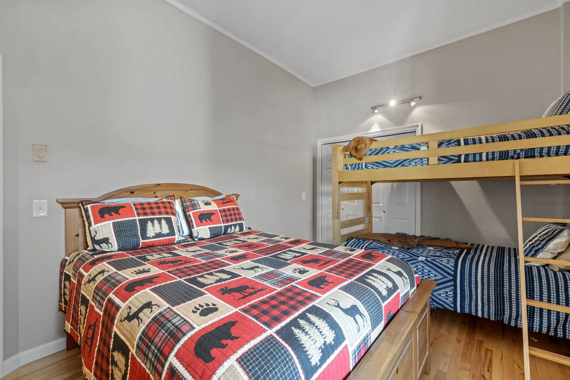 10 School Street Lincoln NH 03251