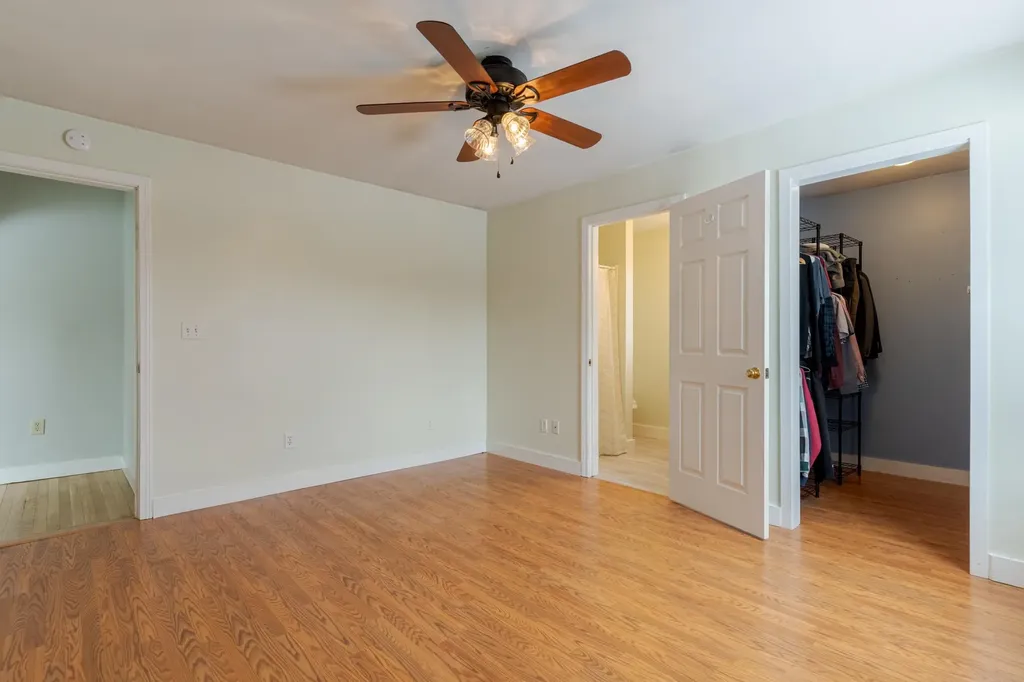 64 Maple Street Somersworth NH 03878